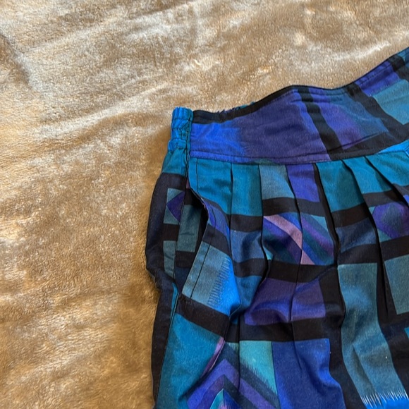 Shirt and short set by Champagne Silk - Picture 8 of 11